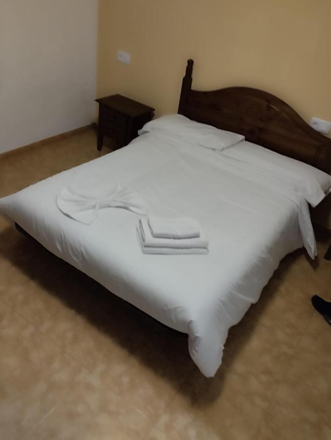 Estopinan del Castillo Hostal Estopinan מראה חיצוני תמונה
