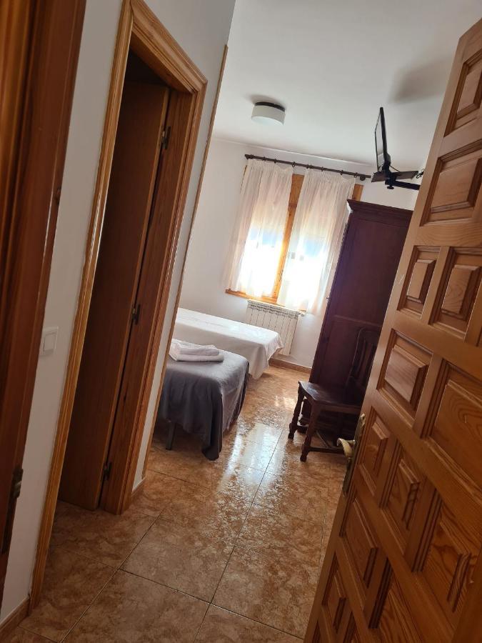 Estopinan del Castillo Hostal Estopinan מראה חיצוני תמונה