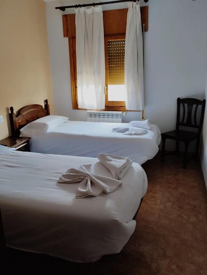 Estopinan del Castillo Hostal Estopinan מראה חיצוני תמונה